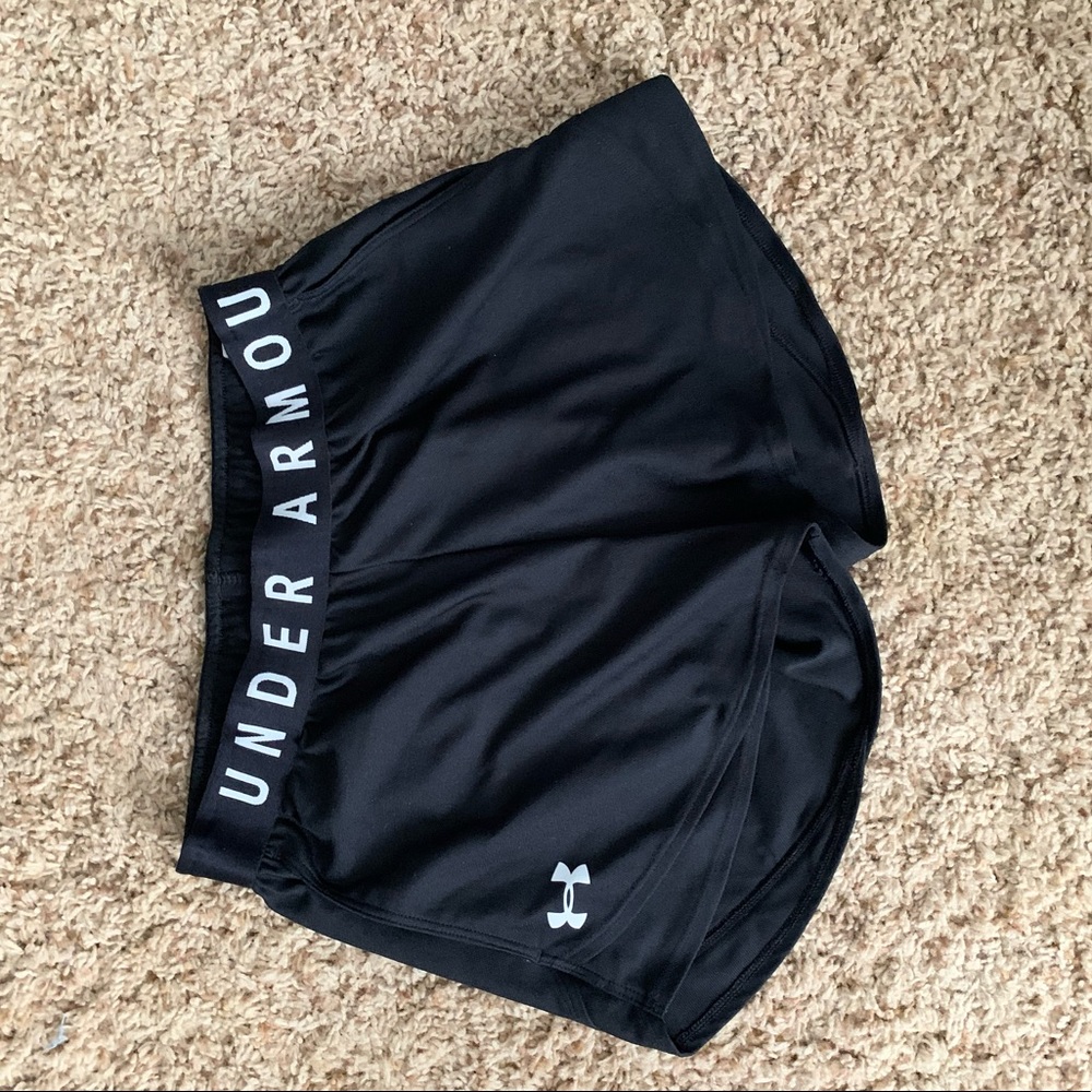 Xs black under armour shorts